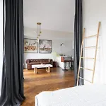 Apartamento Revalia Lastekodu-odra Bus Station Airport *