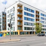 Apartamento Revalia Lastekodu-odra Bus Station Airport Tallin