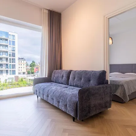 Revalia Lastekodu-odra Bus Station Airport Lejlighed *