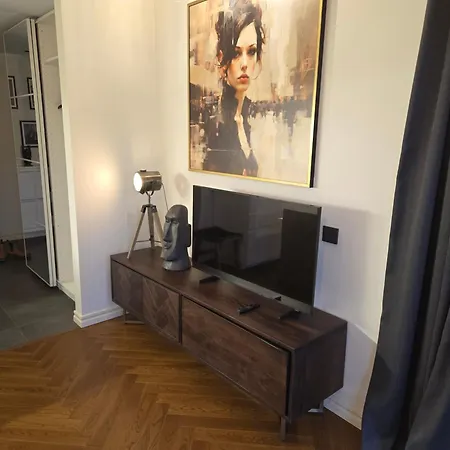 Revalia Lastekodu-odra Bus Station Airport * Tallinn