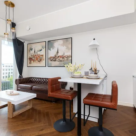 Revalia Lastekodu-odra Bus Station Airport Apartmán Tallinn