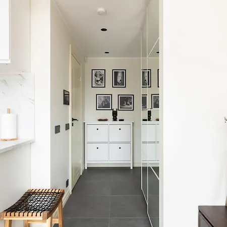 Revalia Lastekodu-odra Bus Station Airport * Tallinn