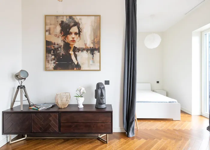 Revalia Lastekodu-odra Bus Station Airport Appartamento