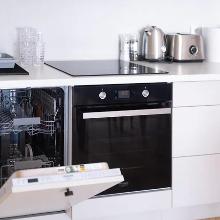 Revalia Lastekodu-odra Bus Station Airport דירה טאלין