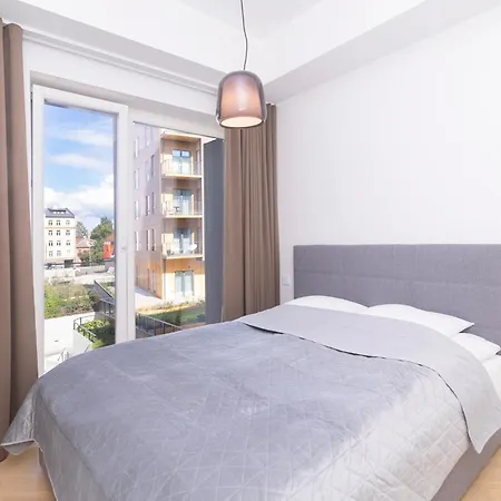 Apartman Revalia Lastekodu-odra Bus Station Airport *