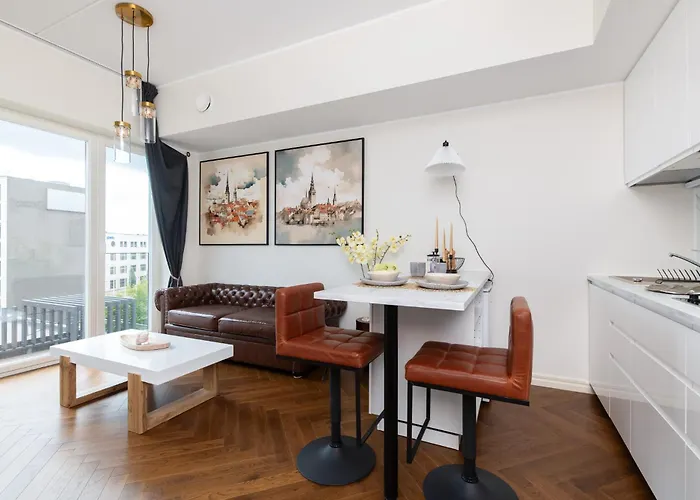 Revalia Lastekodu-odra Bus Station Airport Apartament Tallin